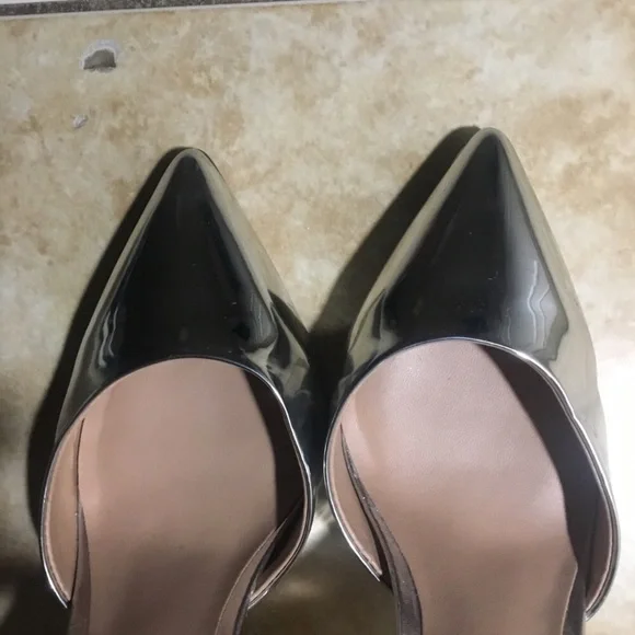 Call it Spring Metallic Heels Size: 7 - Picture 3 of 8